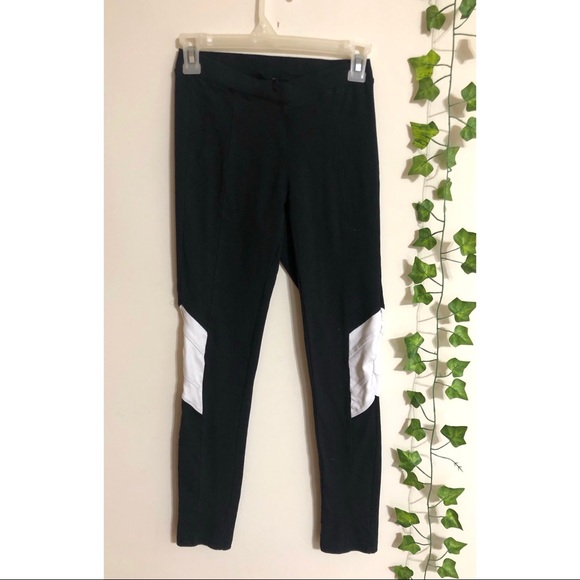 UO Out From Under Danica Colorblock Leggings - Picture 5 of 12